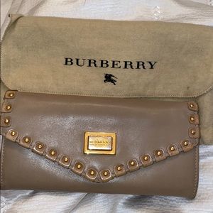 Woman's Burberry Wallet
